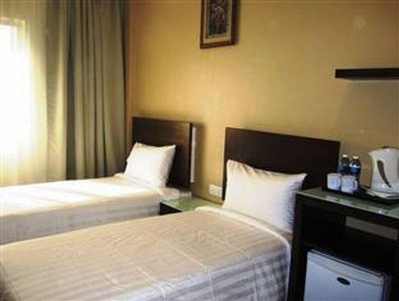 Ray Parc Hotel 3*