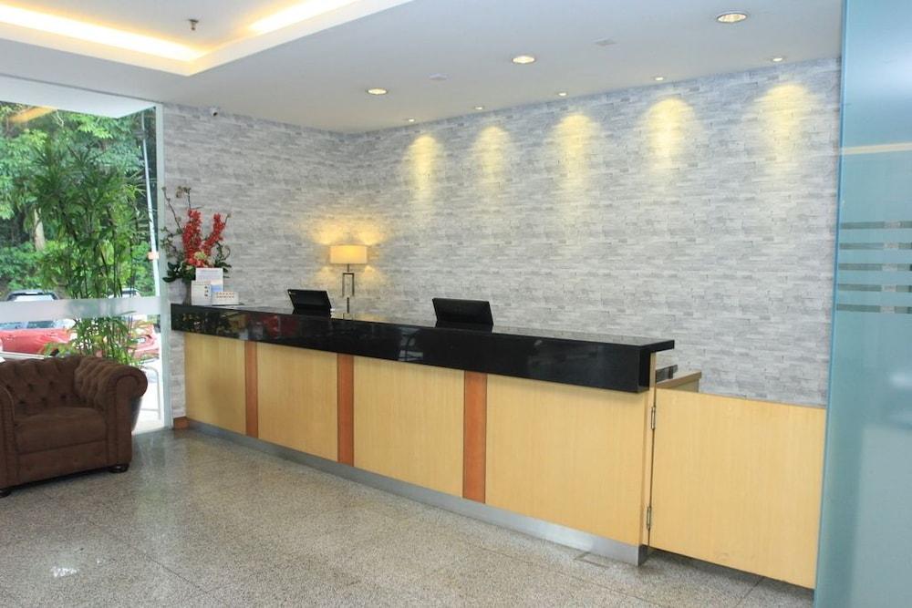 Ray Parc Hotel 3*
